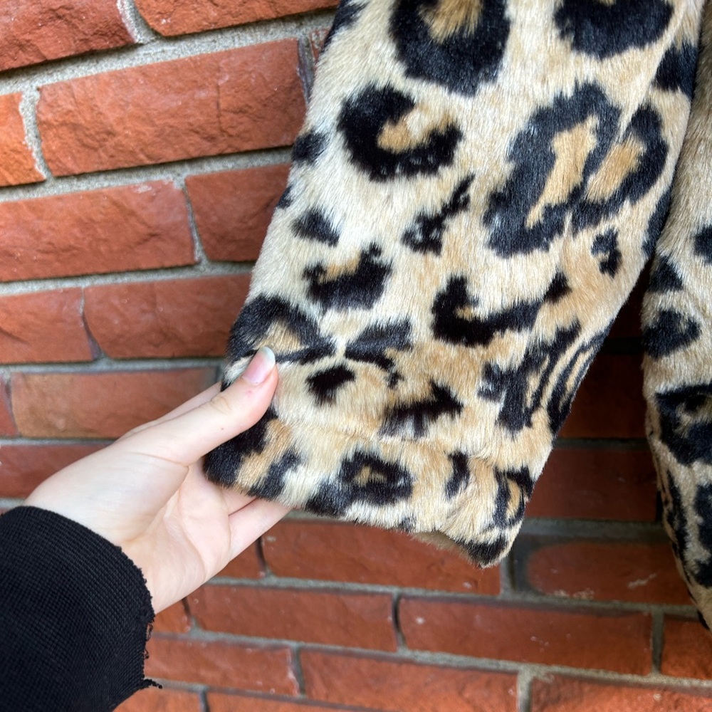 SOLD Leopard print teddy coat - Picture 4 of 8